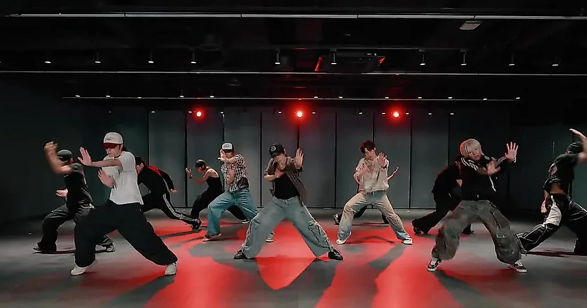 WayV demuestra un nivel de performance abrumador con la coreografía de 'Vision Wings'