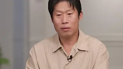 Yoo Hae-jin on the secret to ad-libs: 'It is manners to propose to co-stars first'