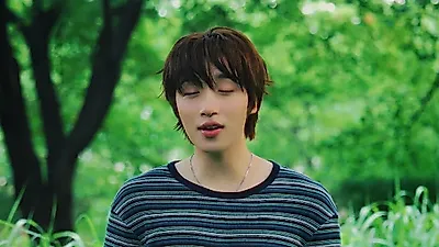 Jung Su-min releases English version of 'love song' as summer rain confession