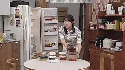Ahn Hee-yeon finds the will to 'start again' after Ha Seok-jin's departure
