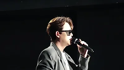 Tony An hosts fan-meeting to celebrate 30th anniversary of H.O.T. debut