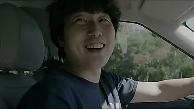 Jang Beom-jun, "Si hay más de mil espectadores, me maquillo"... Crónica de su visita al Busan International Rock Festival