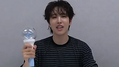SEVENUS Yoo Hee-jae Adjusts Cheer Guide Difficulty for Fans, Requesting "Very Loud Voices"