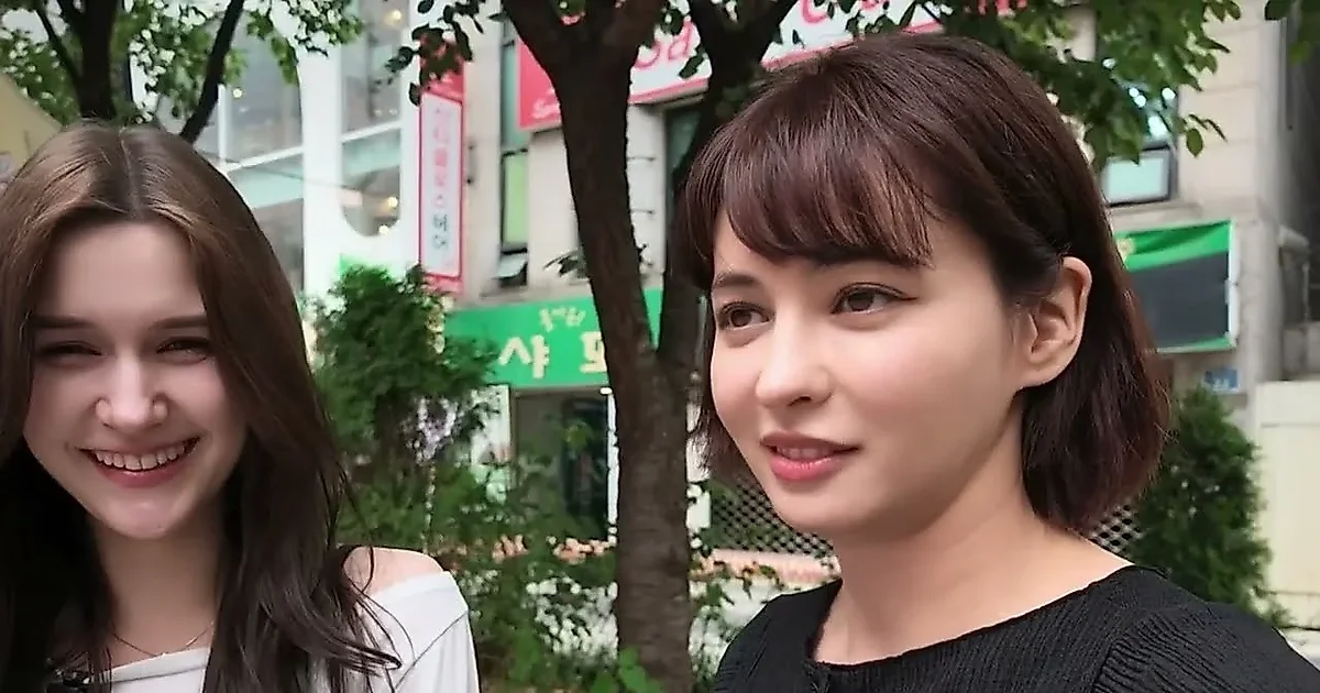 "They are open even on Sundays" – A Polish student shares the charms of living in South Korea
