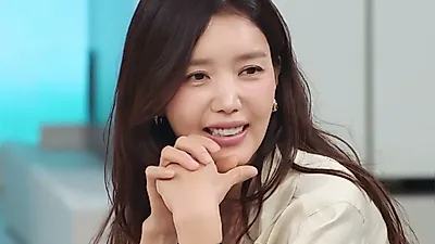 Chae Jung-an revela el secreto de su estilo 'Han Yoo-joo core' y su estricto autocuidado, incluyendo una anécdota de Gong Yoo
