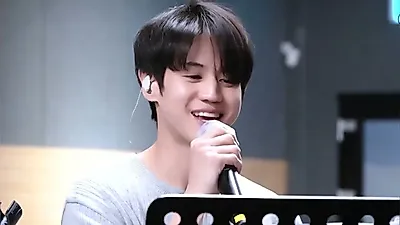梁耀燮为准备个人演唱会“Fade In”与乐队合奏……针对各曲目细节进行调整