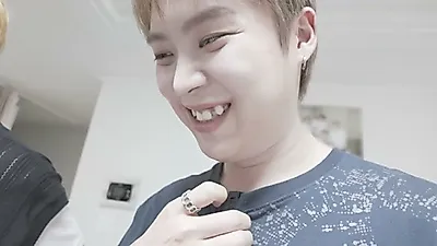 VERIVERY ヨンホ、母の「江原道スタイルのキムチ」と「たくあん和え」が並ぶ田舎のご飯