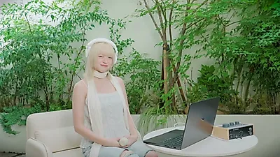 LILY của NMIXX thể hiện màu sắc giọng hát qua bản cover 'Melt Away' của TAEYEON