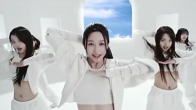 A2O LITE's Debut Song 'NEON' Defines 'Zalpha Pop' with Heavy Bass and A Cappella
