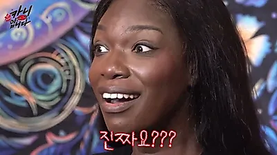 “仿佛拥有两个灵魂” Kany 与 Bailey 分享塔罗牌中的内心故事