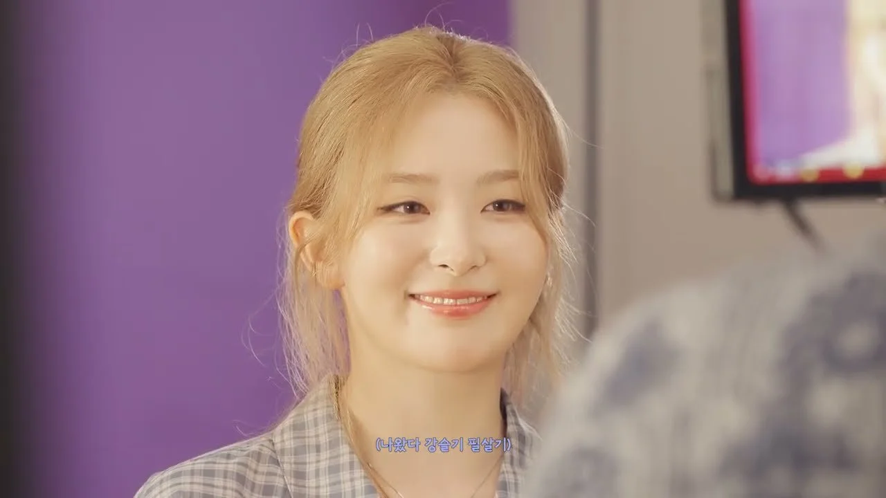 Red Velvet VCR Filming Site: Patissiers and Animal Fairs in a Parallel Universe