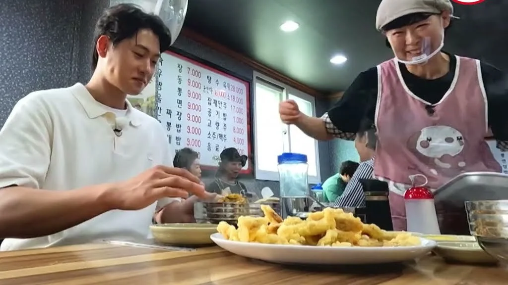 "Chưa một lần chăm sóc các con"… Phía sau quán Jjamppong truyền thống 42 năm mà Oh Sang-uk tìm đến