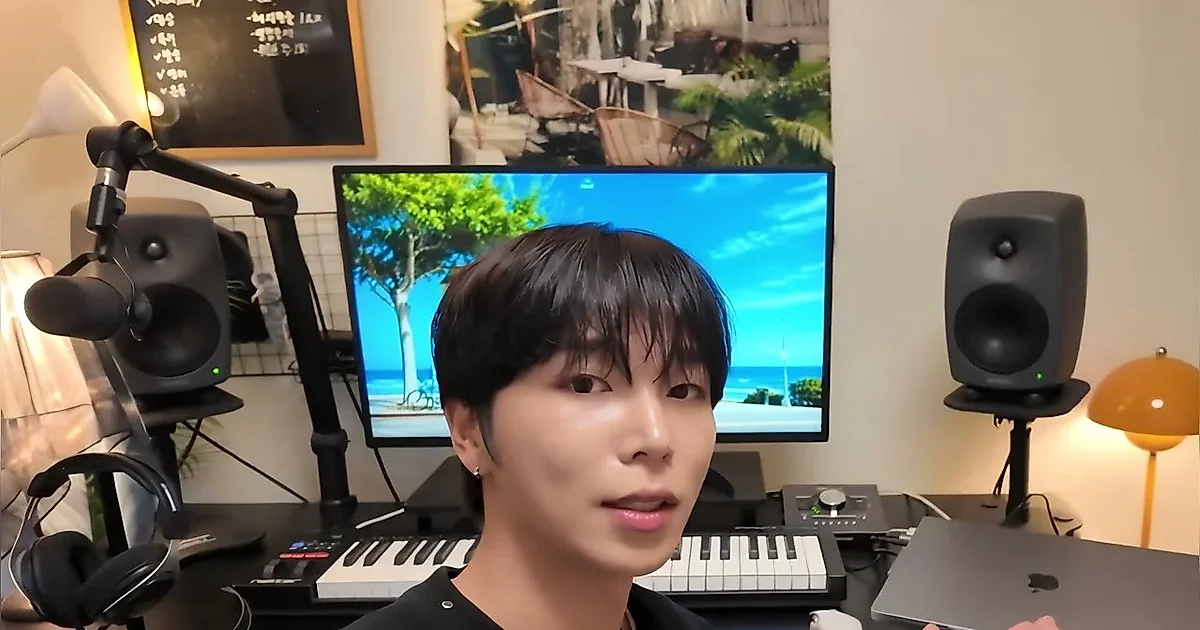 イレ、作業室を移転した新しい部屋を公開…Mac・Shureなどの音楽機材から膨大なワードローブまで