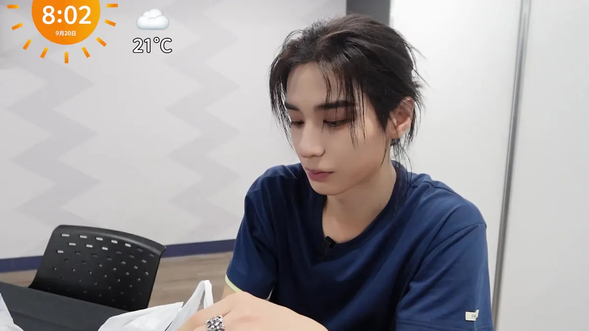 BOYNEXTDOOR Leehan shares healthy convenience store finds during Japan tour: 'My goal this year is to be a healthy young man'