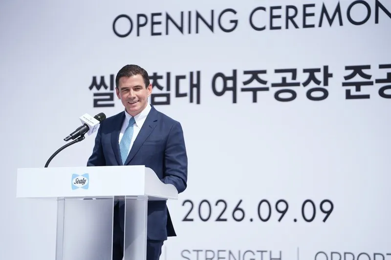 George Dyer, President of Sealy Asia Pacific, delivers a congratulatory speech at the completion…