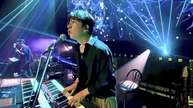 DAYBREAK、サマーマッドネスで熱狂のライブステージを披露