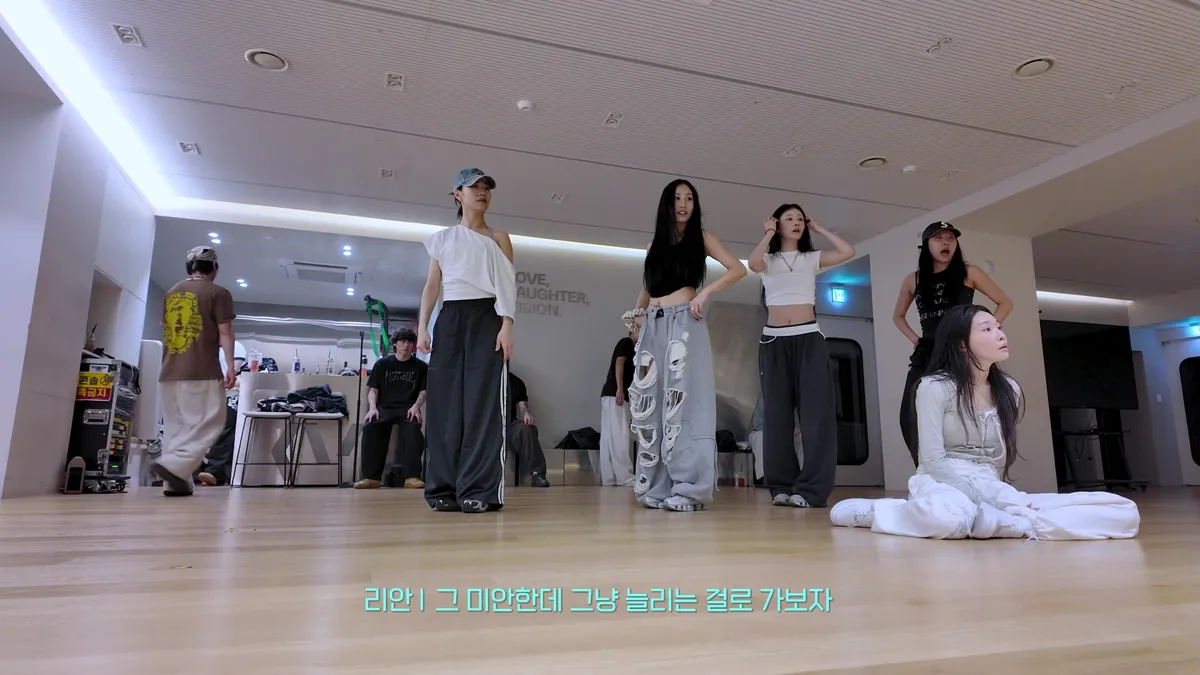 CHUNG HA — YouTube: CHUNG HA